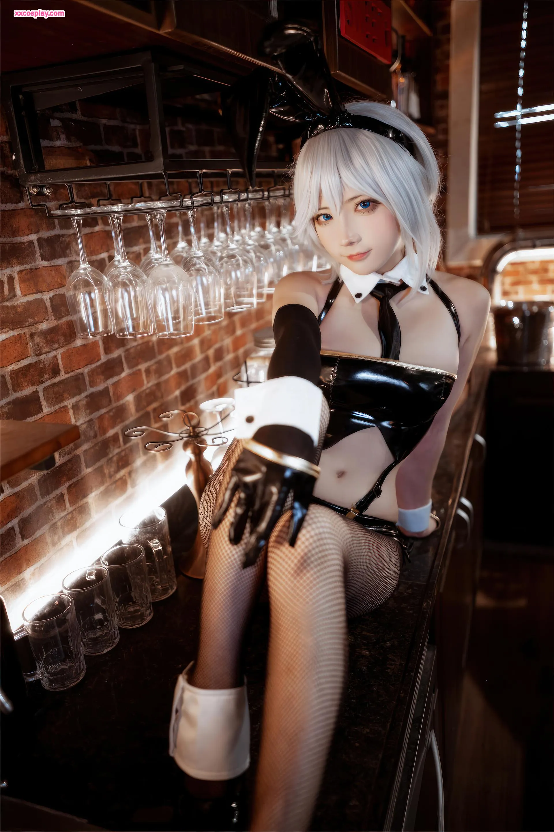 Shi San Bu Shi Shi W – Washington Bunny Girl